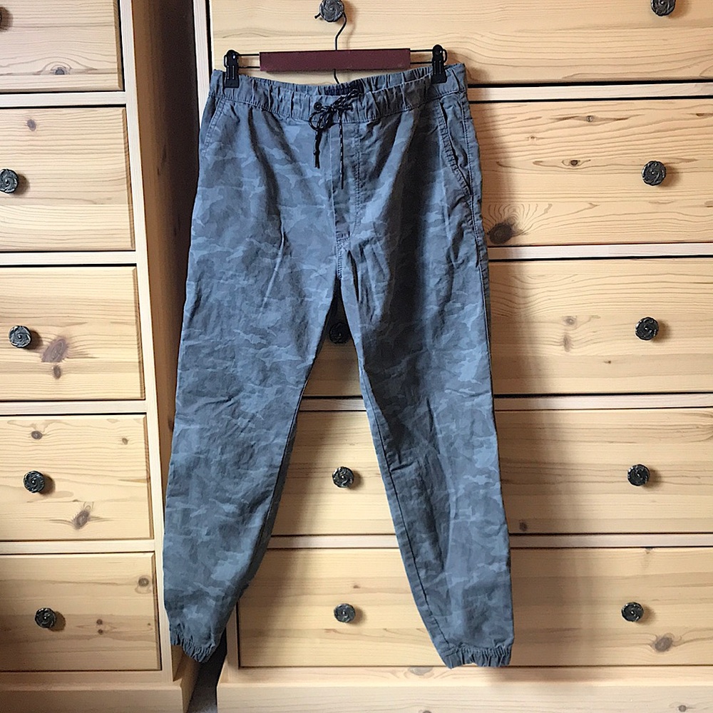American Eagle Camo Joggers Next Level Flex